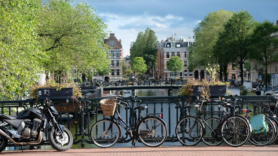 Chinese-English or Dutch Interpreter in Amsterdam - Netherlands
